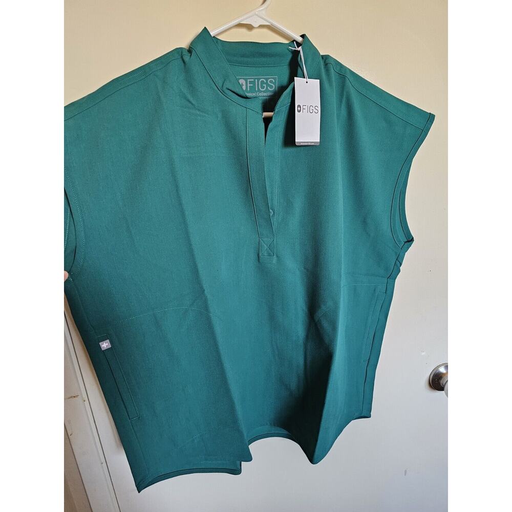 FIGS Sleeveless Medical Tunic in Teal Green